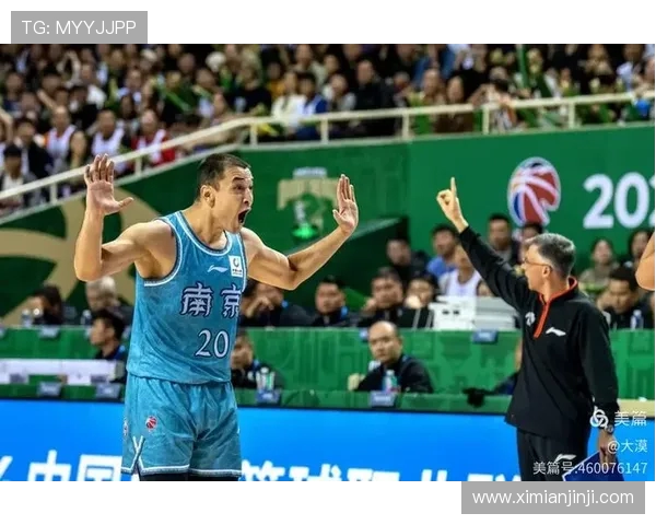 北京控股迎战南京同曦，激烈对决掀起篮球赛季新高潮