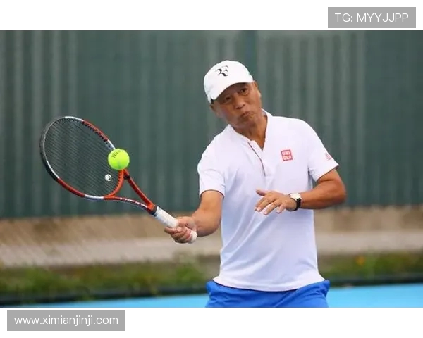 网球运动的全方位解析：技巧提升、战术策略与健康管理指南